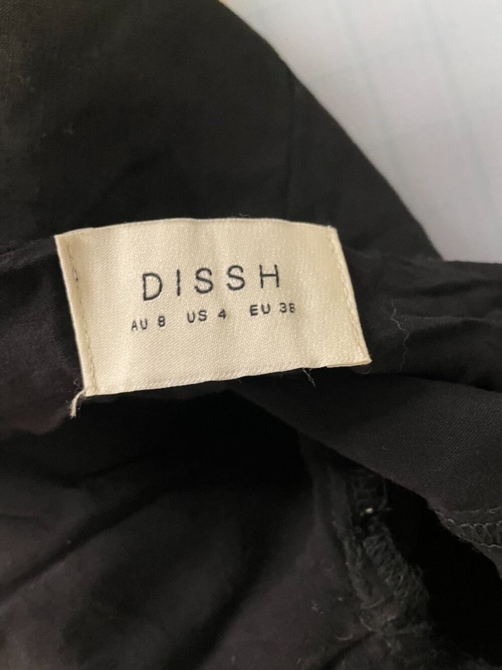 Dissh Hallie Linen Tie Front Puff Sleeve Crop Top - Picture 5 of 7